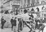 Barrikadenk¨mpfe während der Pariser Commune Foto 1871